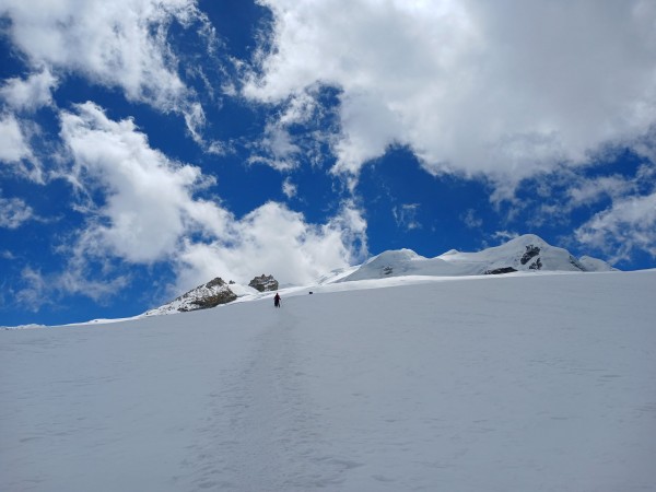 52c0443302a29299191b3838e4b921ef_1713004283_8.jpg